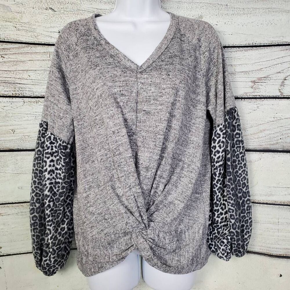 Daytrip Gray Marled V-Neck Sweater with Leopard Print Sleeves